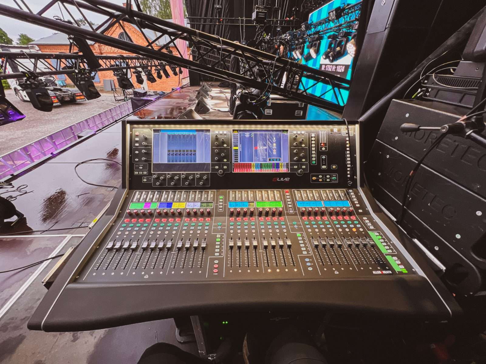 dLive console